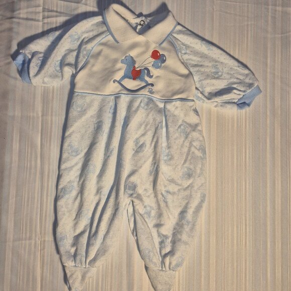 Baby Dior Other - Vintage Baby Dior Footed Romper, Rocking horse and balloons, Med. 12-17 pounds